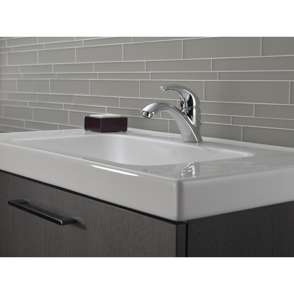 Robinet de salle de bain monotrou Delta Classic - 583LF