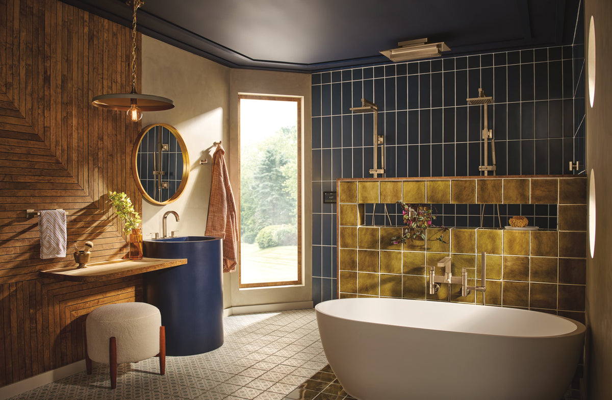 Brizo T71764 in GL, installation inspiration; other fixtures and optional accessories shown are sold separately.