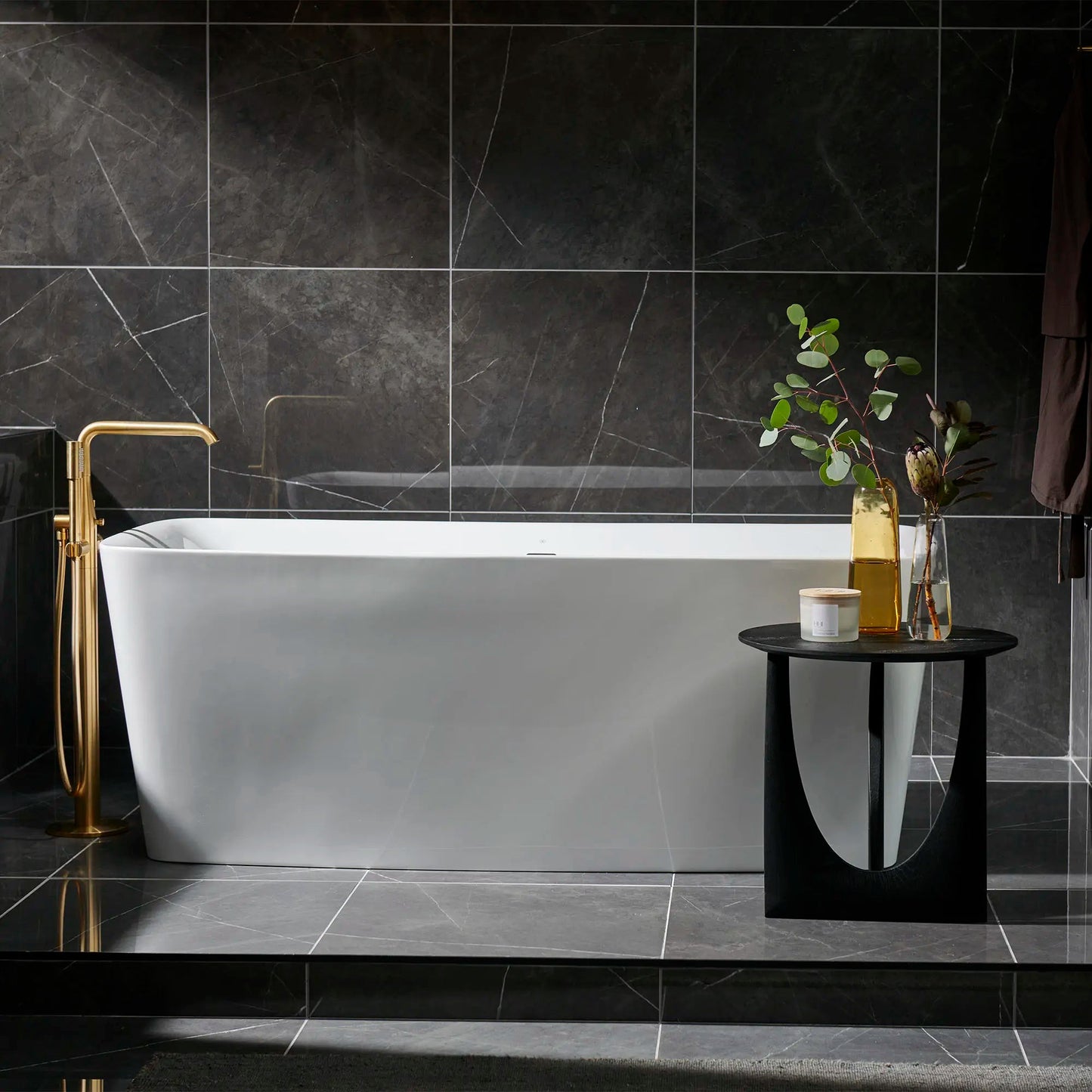 Grohe Essence Single-Handle Freestanding Tub Faucet With 1.75 Gpm Hand Shower