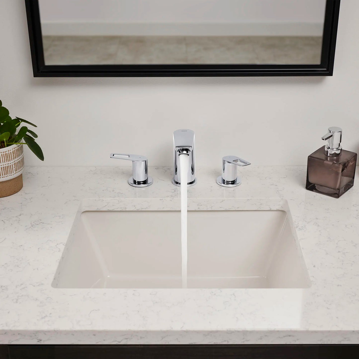Grohe 8-Inch Widespread 2-Handle M-Size Bathroom Faucet, 1.2 GPM