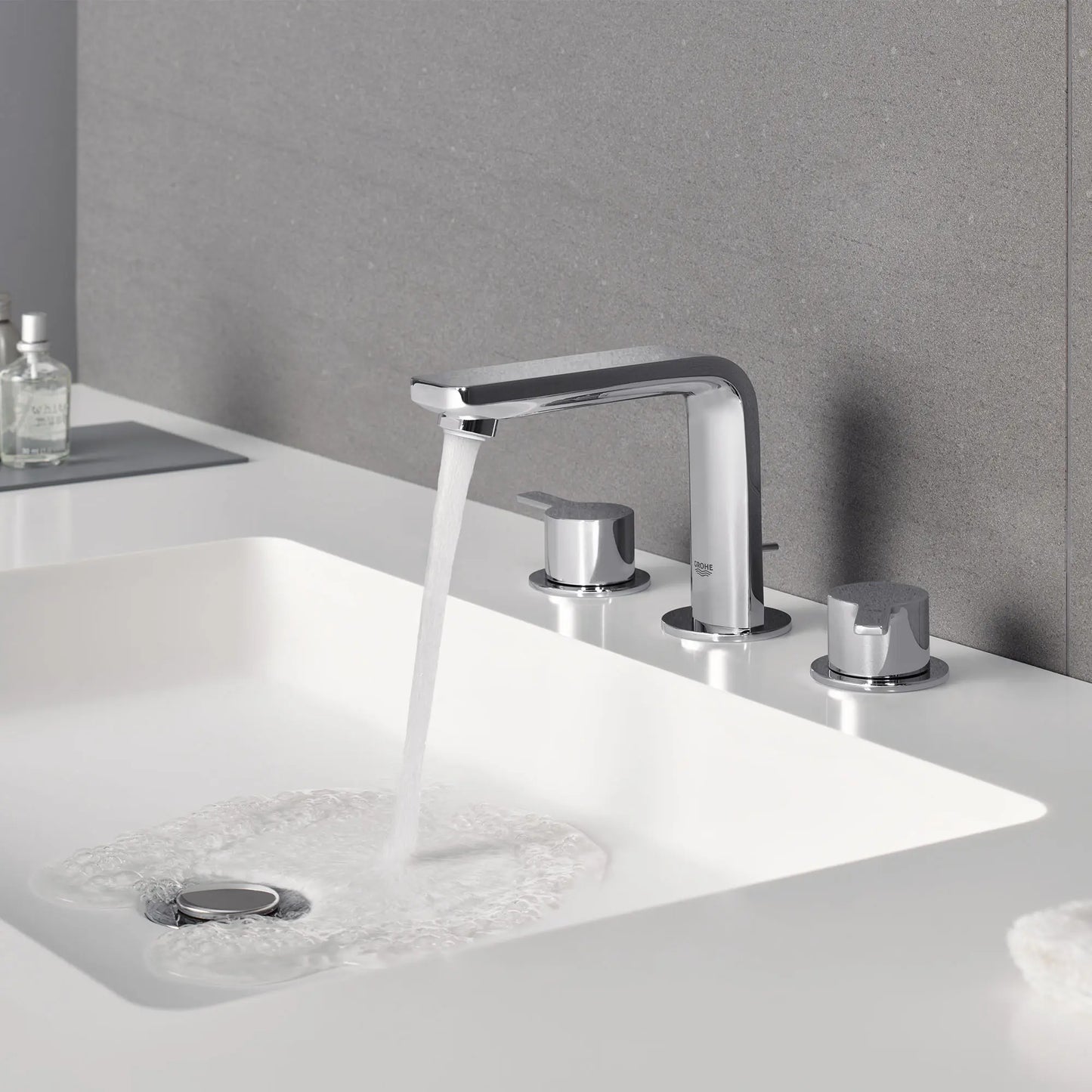 Grohe Lineare 8" Widespread 2-Handle M-Size Bathroom Faucet 4.5 L/min (1.2 gpm) - 20578