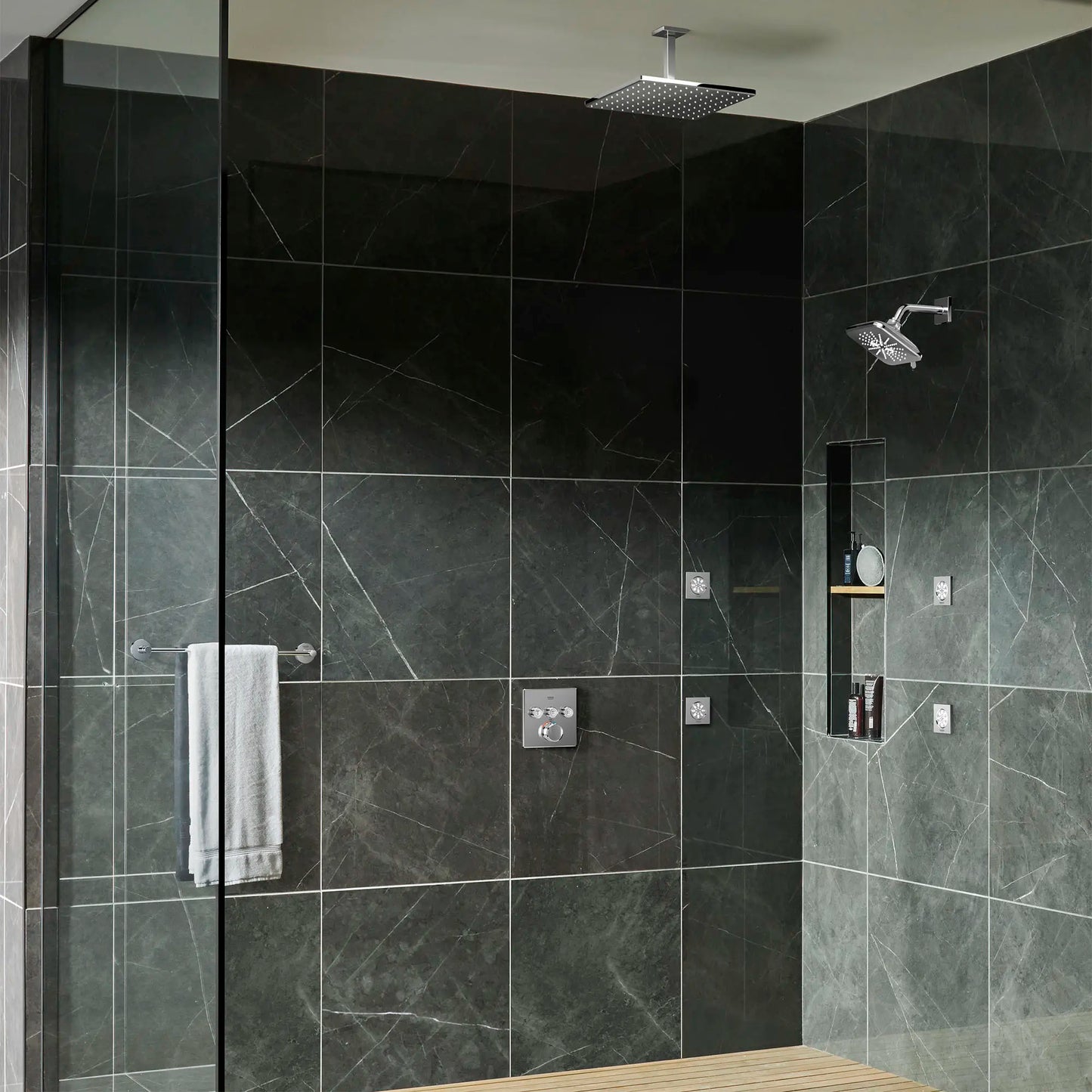 Grohe Rainshower SmartActive Shower Head, 6-1/2" - 3 Sprays, 1.75 GPM (6.6 L/min) - 26797