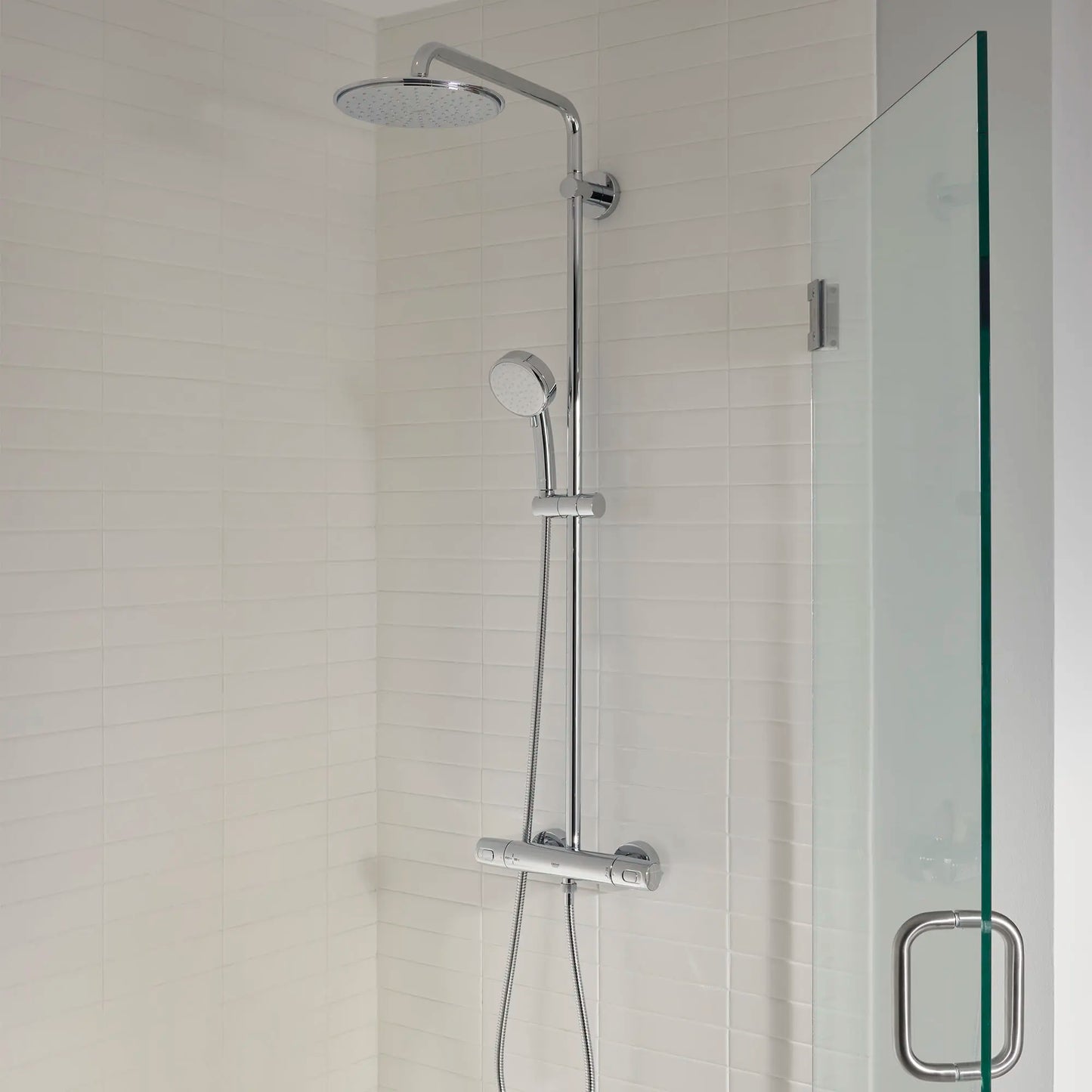Grohe Rainshower Cosmopolitan 210 Shower Head, 8" - 1 Spray, 1.75 gpm - 27814