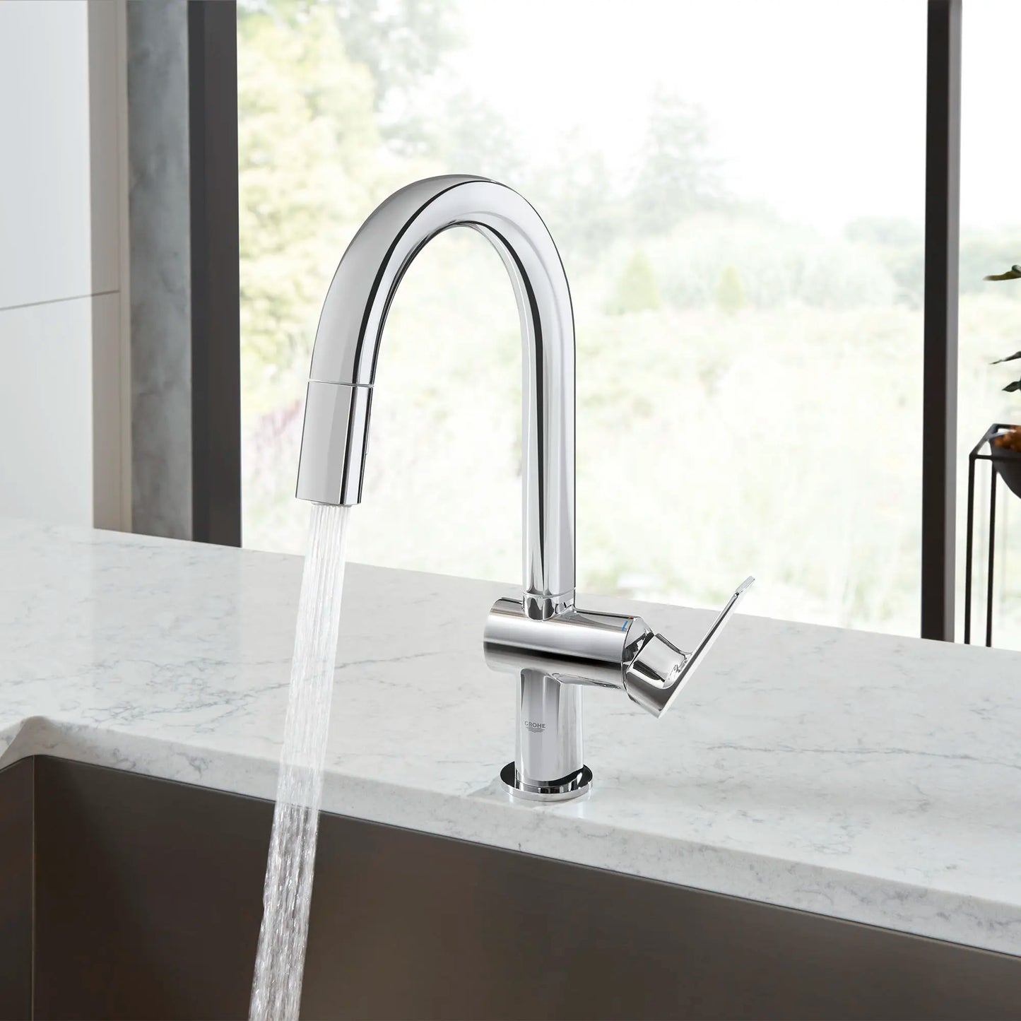 Grohe Defined Single-Handle Pull Down Dual Spray Bar Faucet 1.75 gpm - 30378