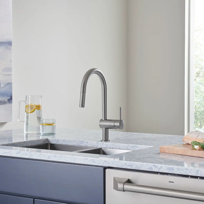 Grohe Minta Single-Handle Pull Down Kitchen Faucet Dual Spray 1.75 gpm - 31378