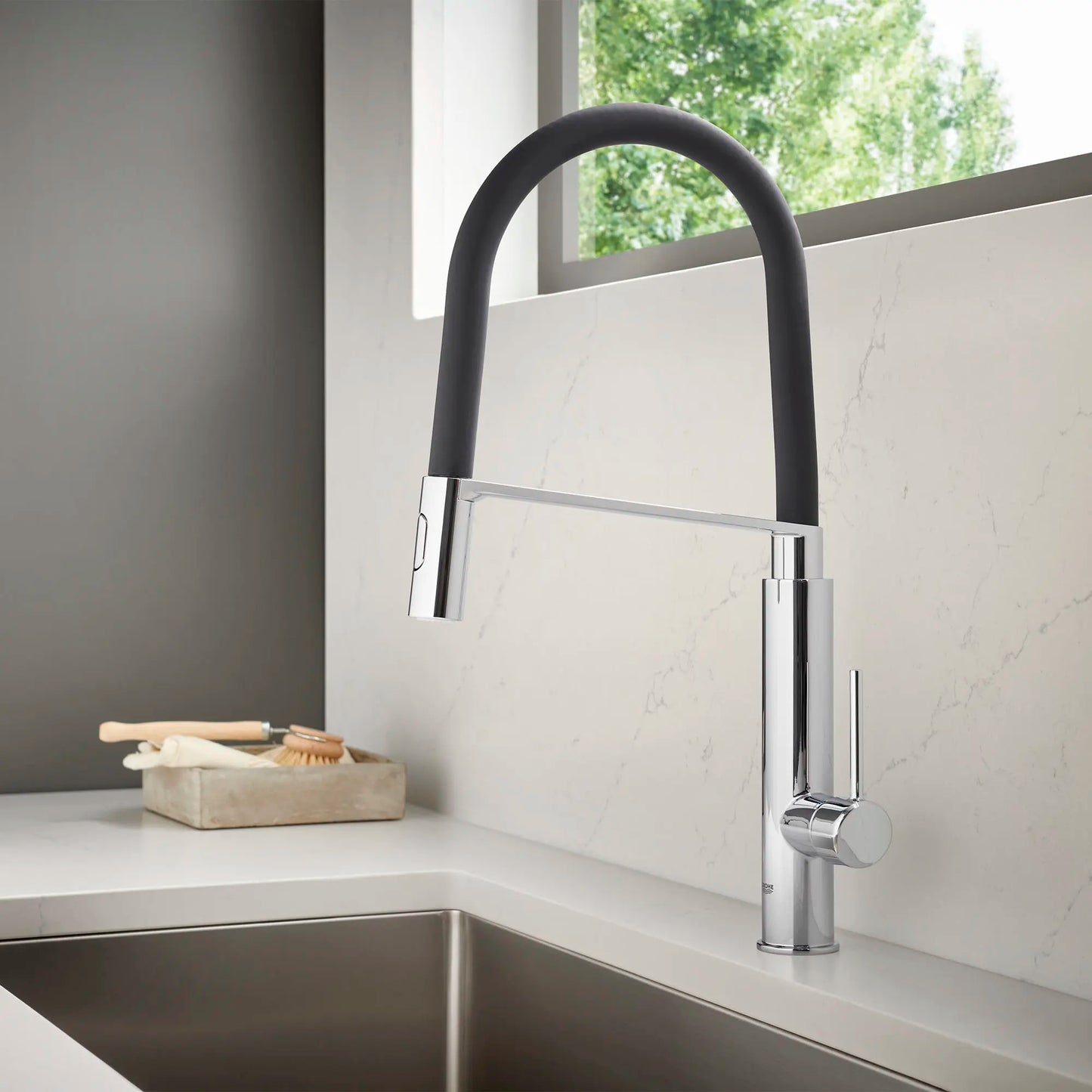 Grohe Concetto Single-Handle Semi-Pro Dual Spray Kitchen Faucet (1.75 gpm) - 31492