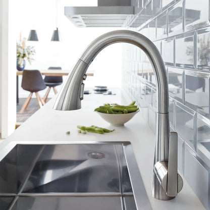 Grohe Zedra Single-Handle Pull Down Kitchen Faucet Triple Spray (1.75 gpm) - 32298