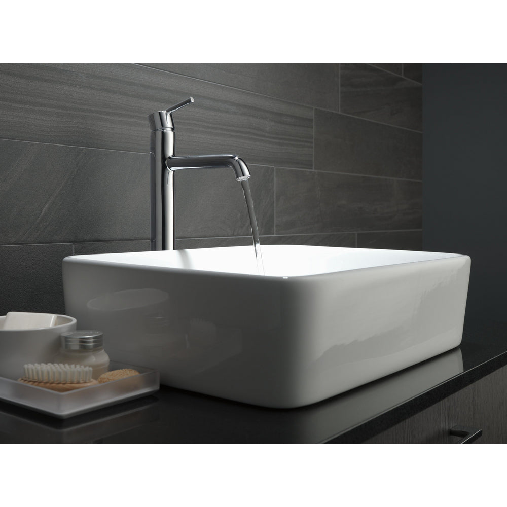 Mitigeur de lavabo de salle de bain Delta Trinsic à poignée unique - 759