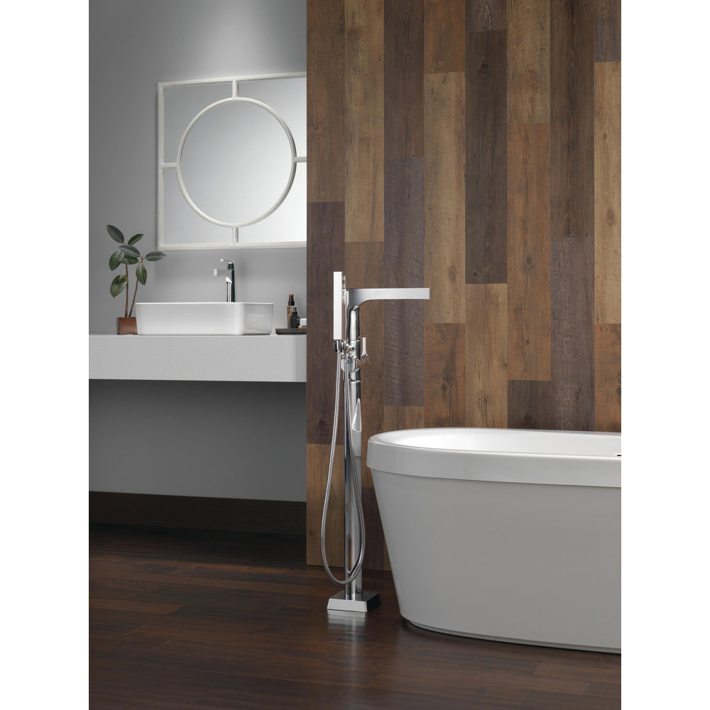 Delta Zura Single Handle Vessel Bathroom Faucet - 774