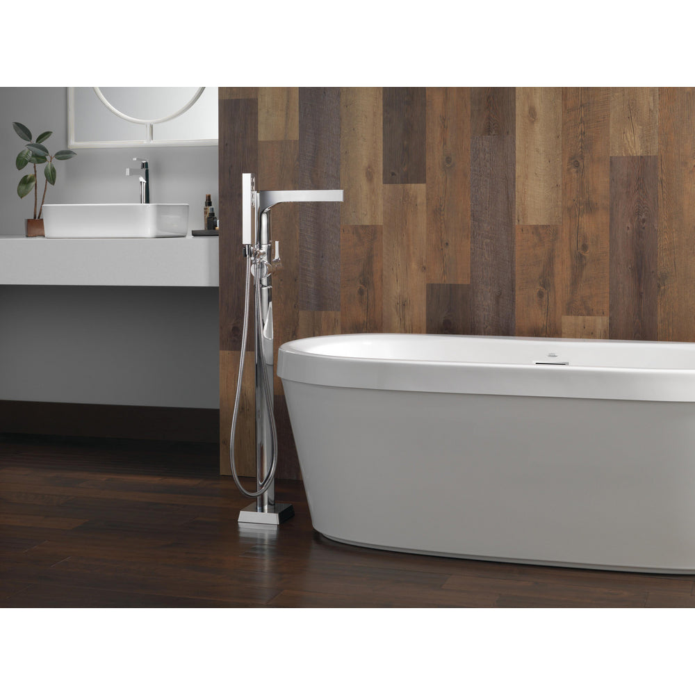Robinet de baignoire autoportant Delta Zura à poignée unique avec douchette – Garniture T4774