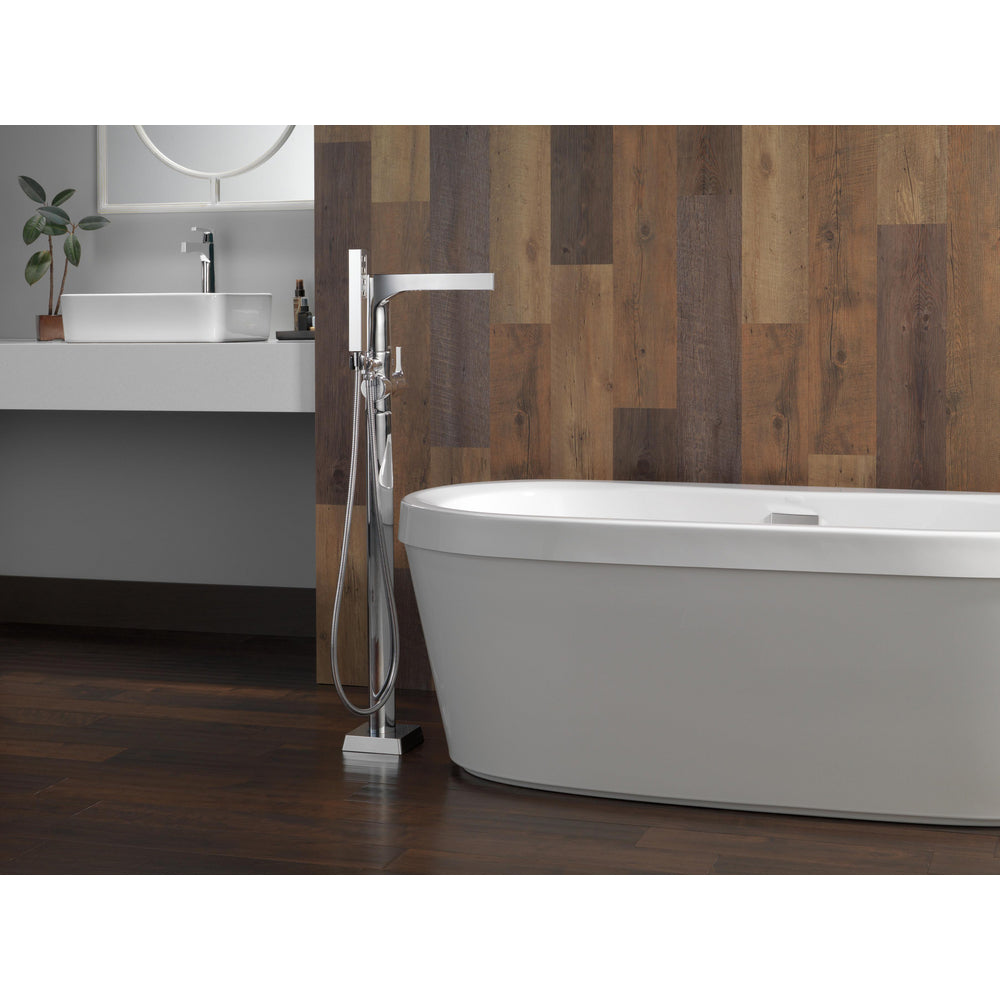 Delta Zura Single Handle Vessel Bathroom Faucet - 774