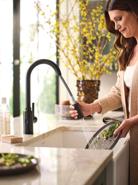 Moen Genta LX MotionSense Wave One-Handle High Arc Pulldown Kitchen Faucet