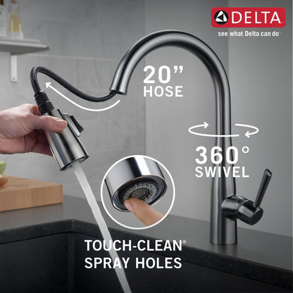 Delta Essa Single Handle Pull-Down Kitchen Faucet - 9113