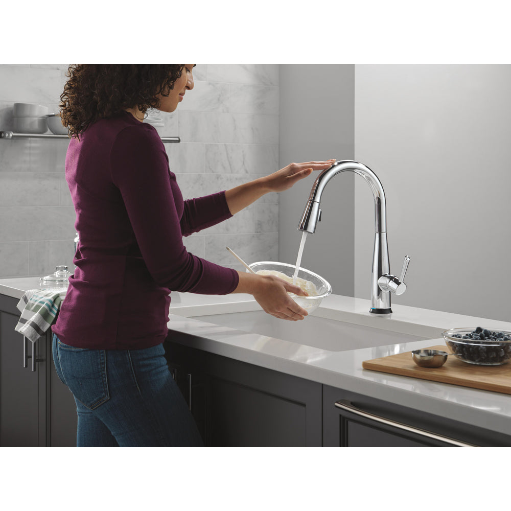 Delta Essa VoiceIQ Single Handle Pull-Down Faucet with Touch2O Technology - 9113TLV