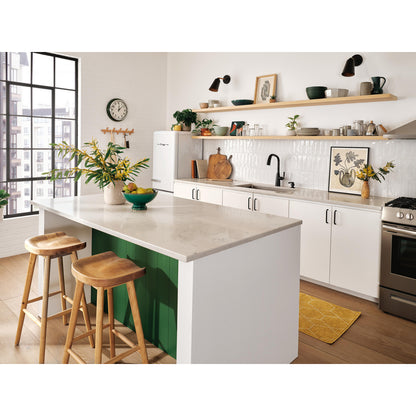Delta Stryke Single Handle Pull-Down Kitchen Faucet - 9176