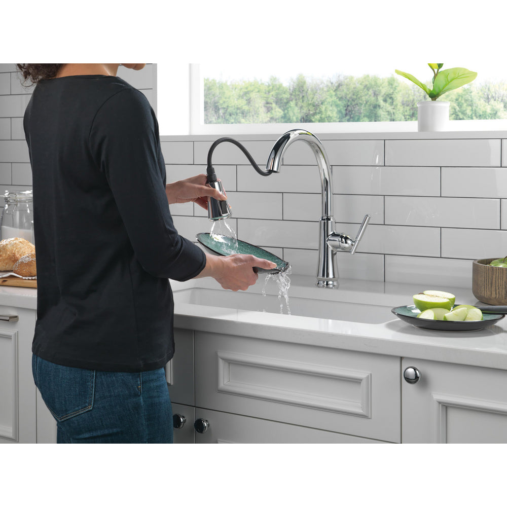 Delta Coranto Single Handle Pull-Down Kitchen Faucet - 9179