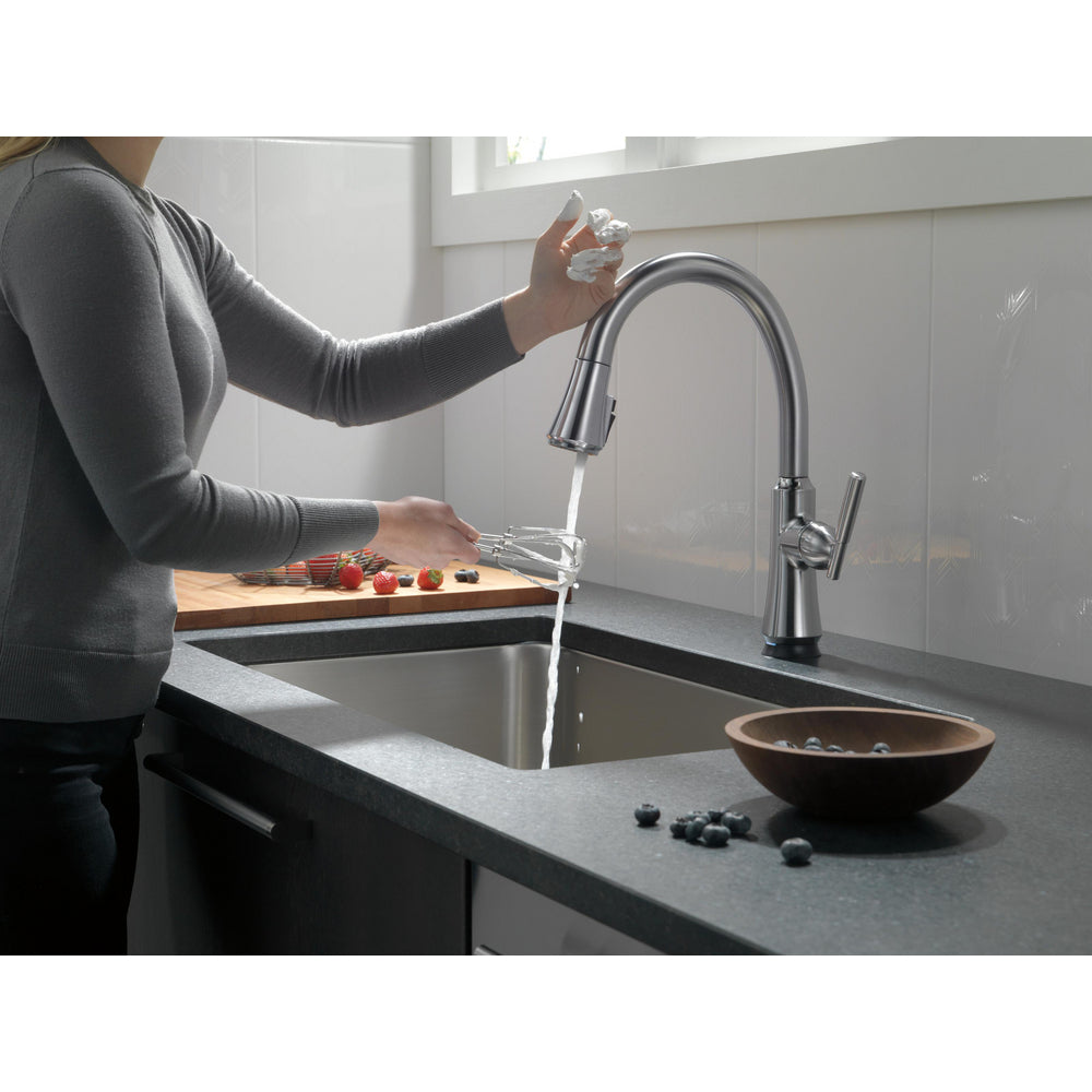 Delta Coranto Single Handle Pull-Down Kitchen Faucet with Touch2O Technology - 9179T