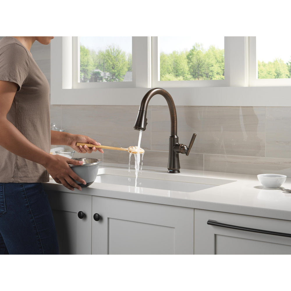 Delta Coranto Touch2O Technology Kitchen Faucet with Touchless Technology - 9179TL