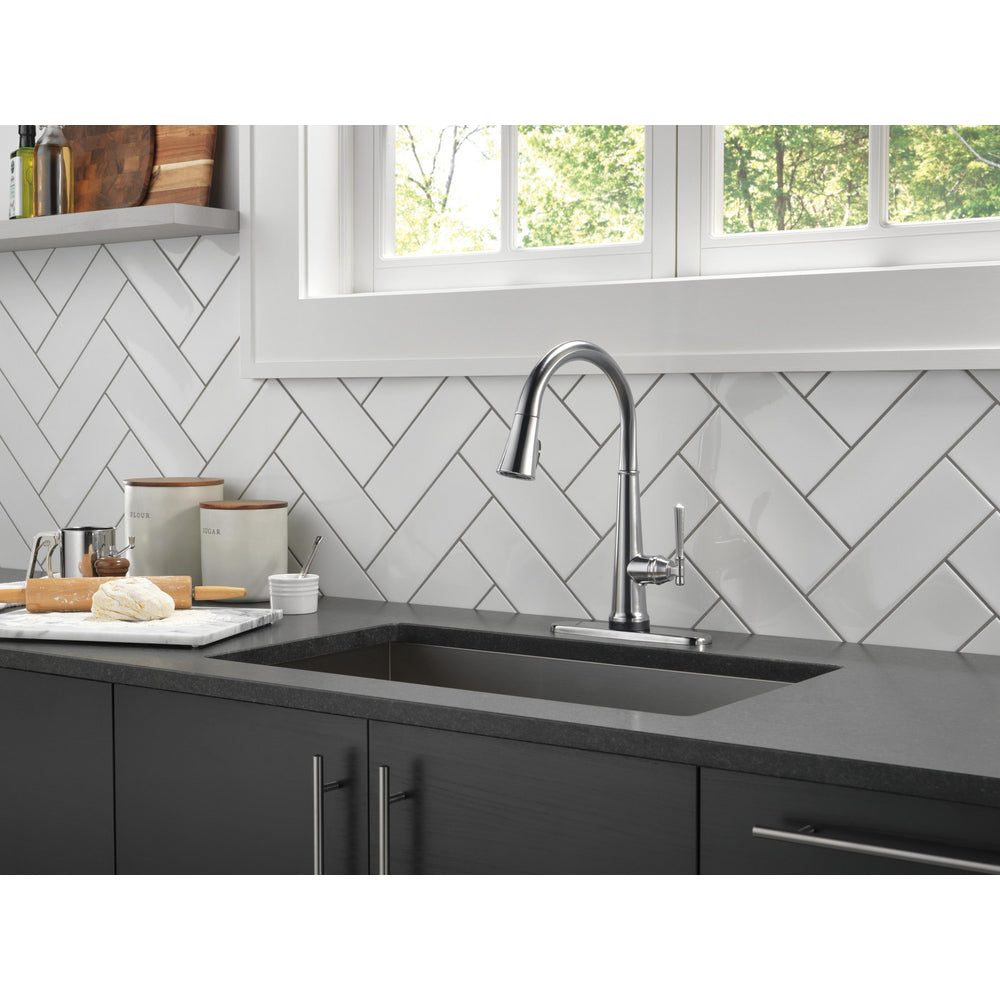 Delta Emmeline Single Handle Pull-Down Kitchen Faucet with Touch2O Technology - 9182T