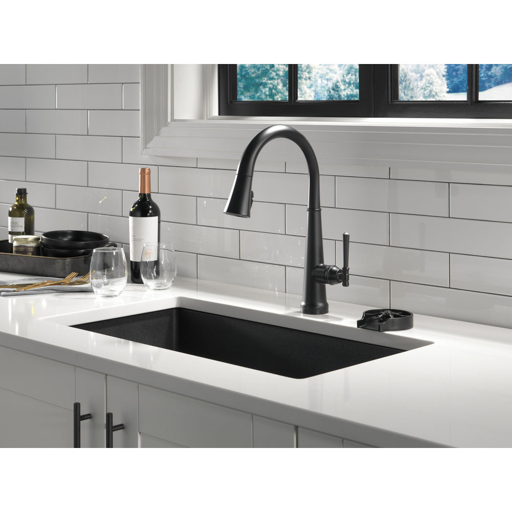 Delta Emmeline Single Handle Pull-Down Kitchen Faucet with Touch2O Technology - 9182T