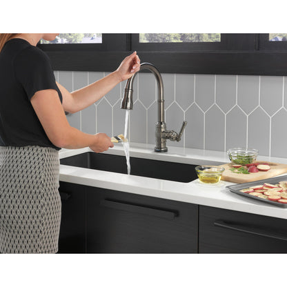 Delta Broderick Single Handle Pull-Down Kitchen Faucet With Touch2O Technology - 9190T