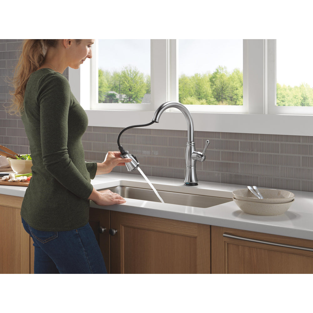 Delta Cassidy Touchless Kitchen Pulldown Faucet – 9197TL