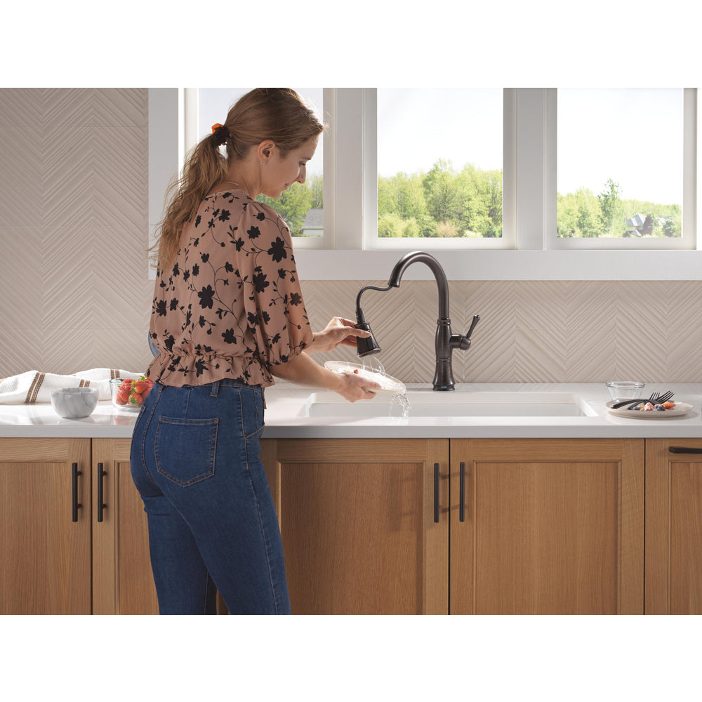 Delta Cassidy Touchless Kitchen Pulldown Faucet – 9197TL