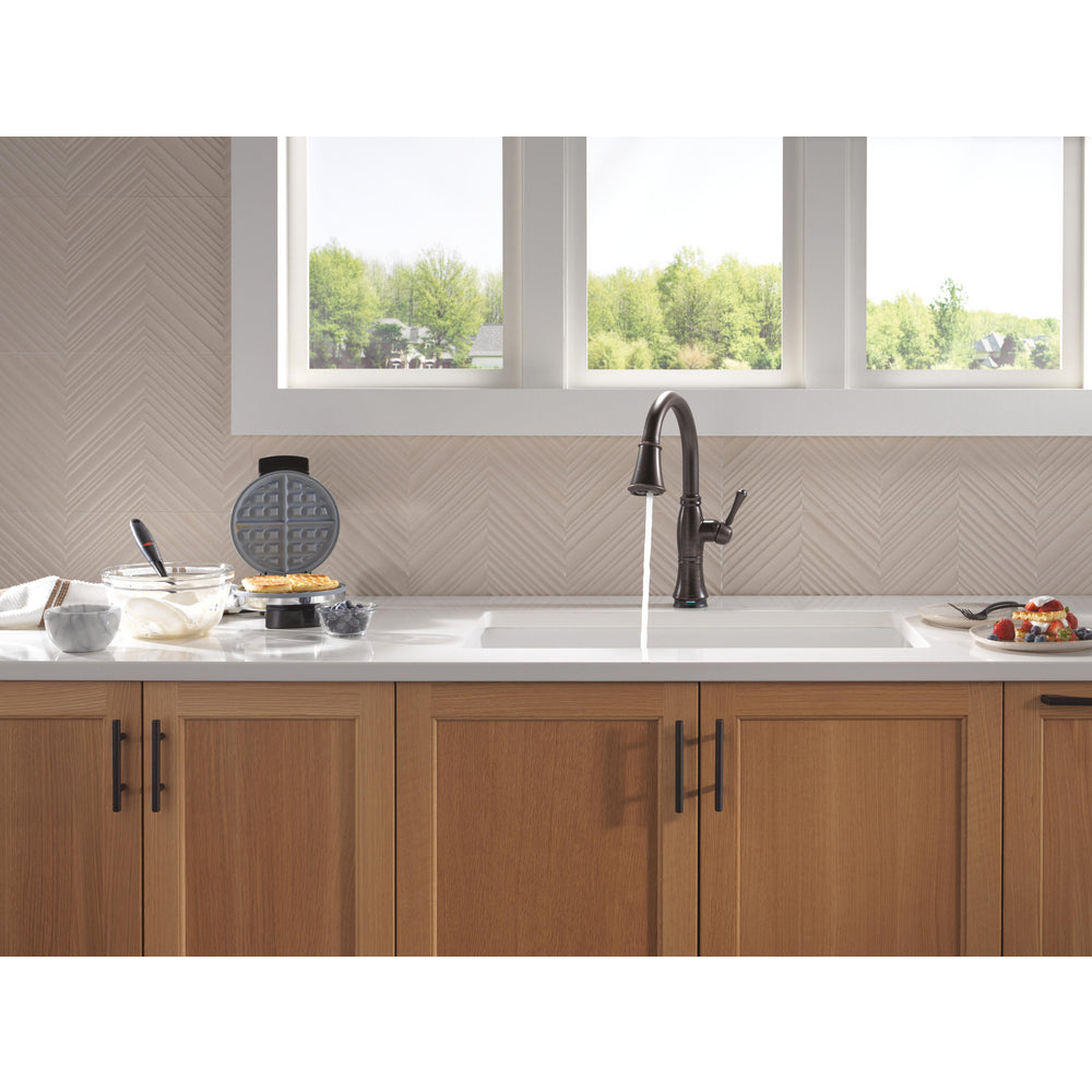 Delta Cassidy Touchless Kitchen Pulldown Faucet – 9197TL