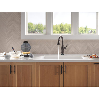 Delta Cassidy Touchless Kitchen Pulldown Faucet – 9197TL