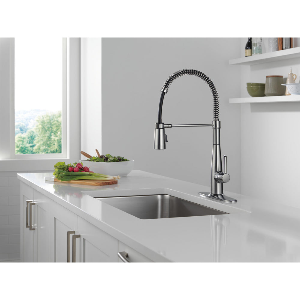 Delta Essa Single-Handle Pull-Down Spring Kitchen Faucet - 9613