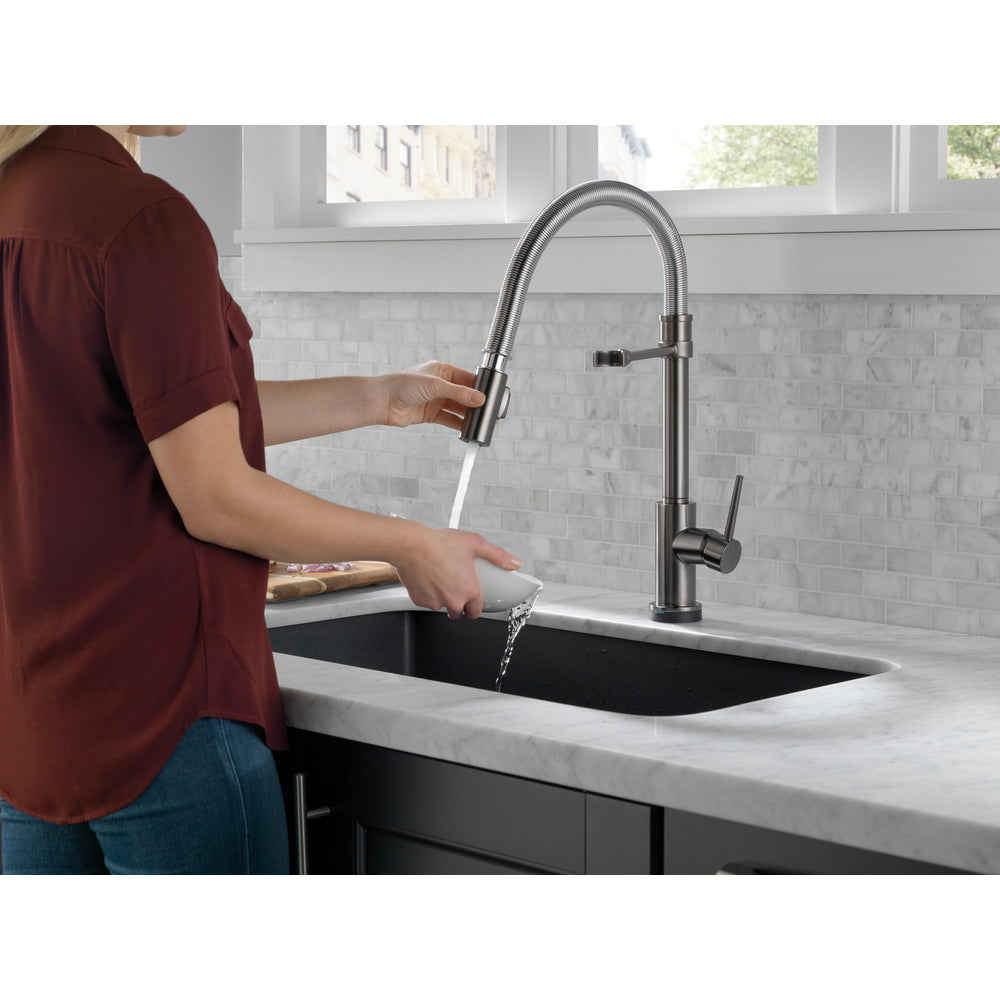 Delta Trinsic Single-Handle Pull-Down Spring Kitchen Faucet with Touch2O Technology - 9659T