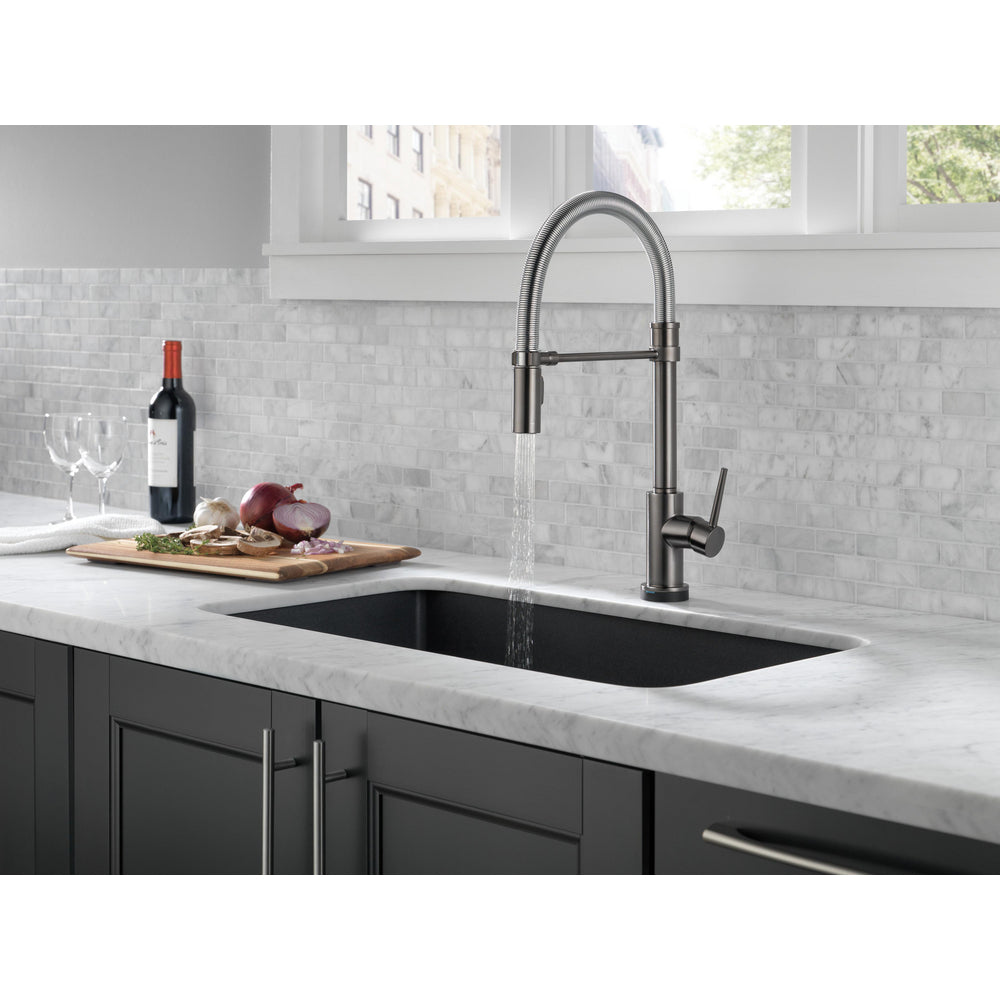 Delta Trinsic Single-Handle Pull-Down Spring Kitchen Faucet with Touch2O Technology - 9659T