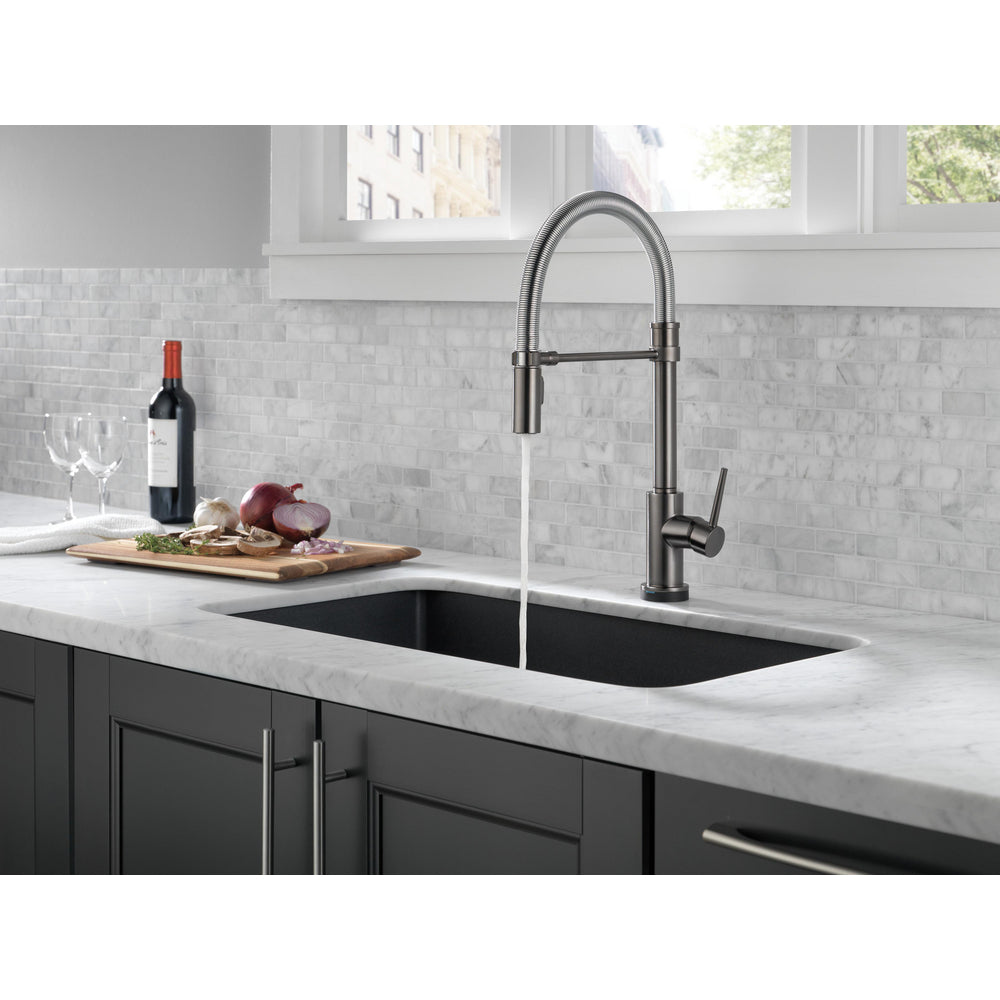 Delta Trinsic Single-Handle Pull-Down Spring Kitchen Faucet with Touch2O Technology - 9659T