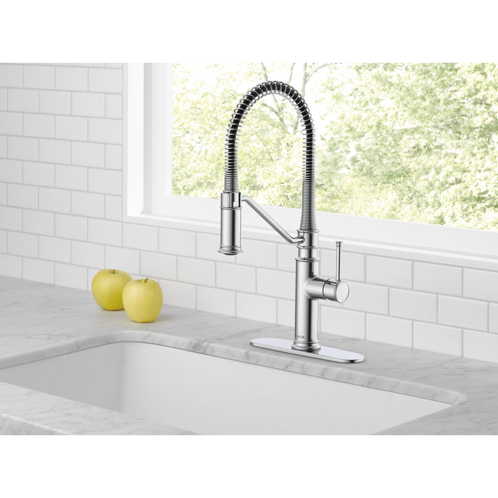 Robinet de cuisine industriel à ressort rétractable Delta Prodeco - 983LF