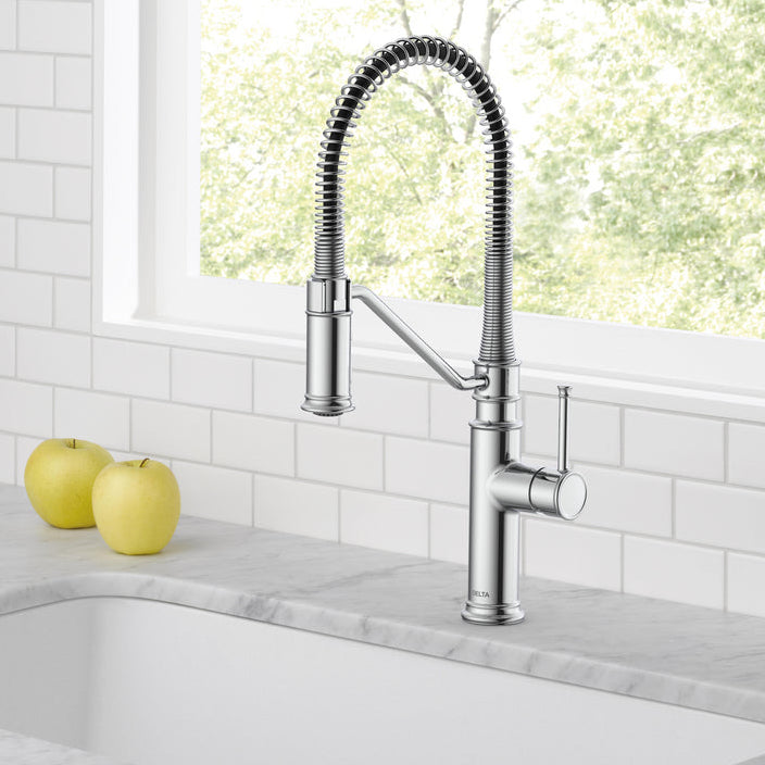 Robinet de cuisine industriel à ressort rétractable Delta Prodeco - 983LF