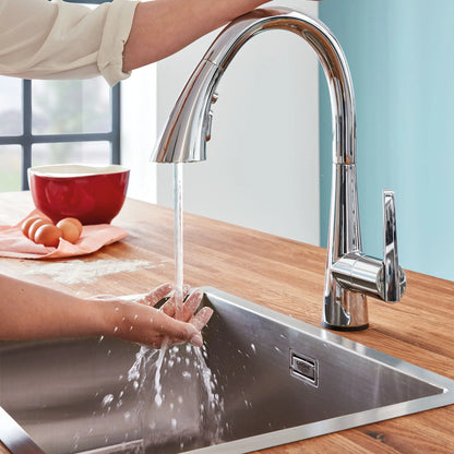 Grohe Zedra Single-Handle Pull Down Kitchen Faucet Triple Spray 6.6 L/min (1.75 gpm) with Touch Technology - 30205
