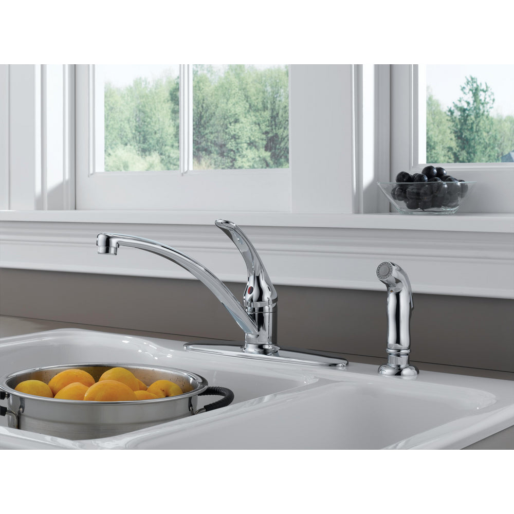 Delta Single Handle Kitchen Faucet with Side Sprayer - B4410LF-30
