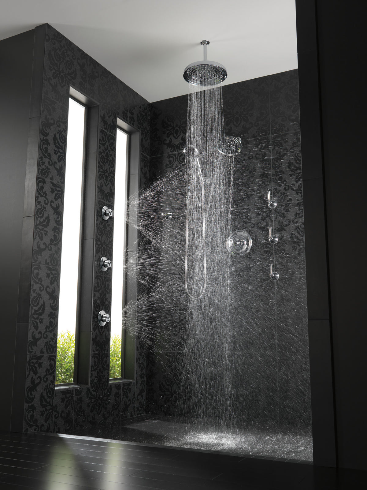 Brizo Body Spray Trim - T84613 - lifestyle 40