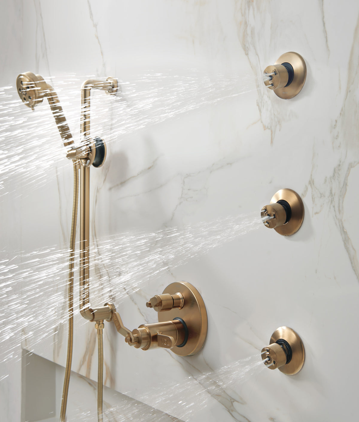 Brizo Litze T75635-GLLHP installed view 14; handles and other fixtures sold separately