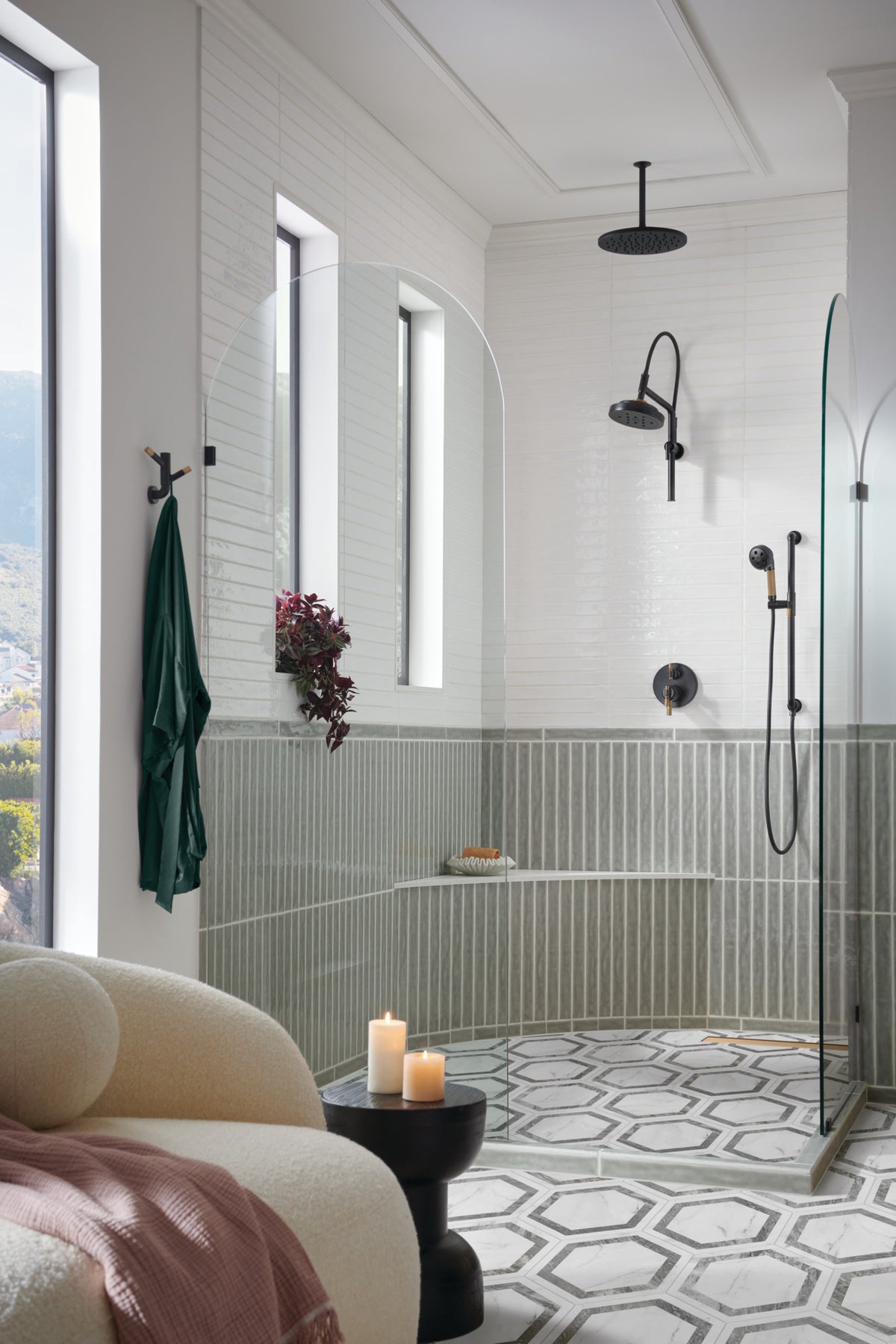 Brizo Litze T75635-BLLHP installed view 3; handles and other fixtures sold separately