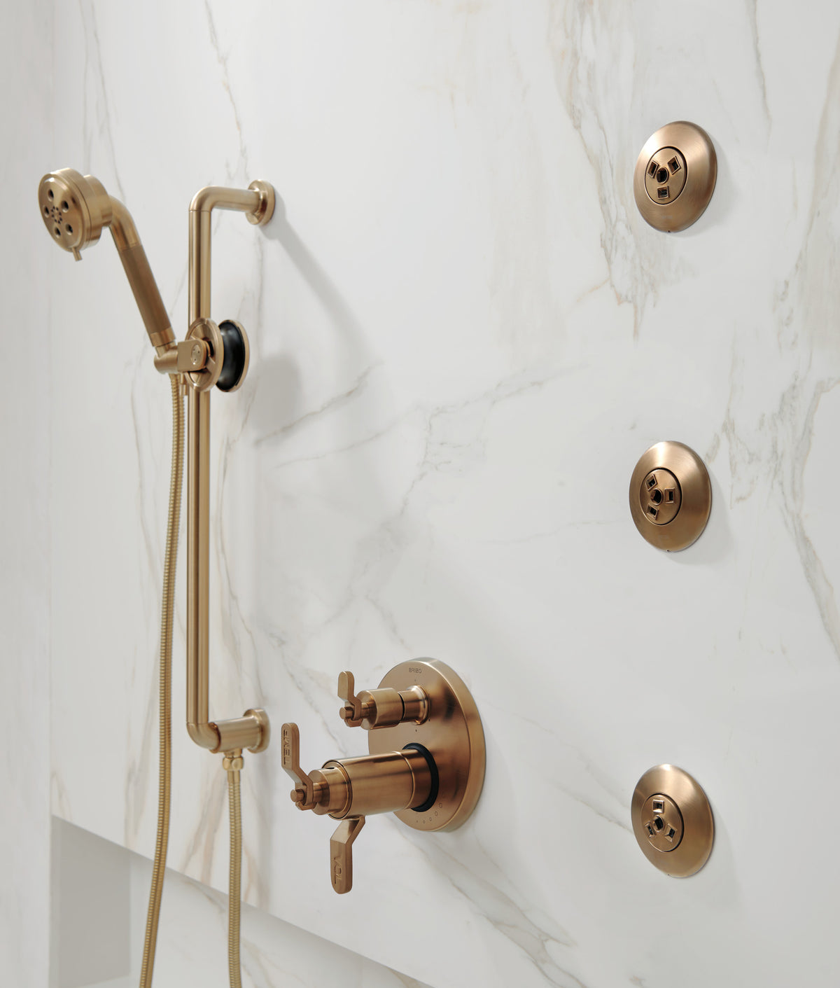 Brizo Litze T75635-GLLHP installed view 9; handles and other fixtures sold separately