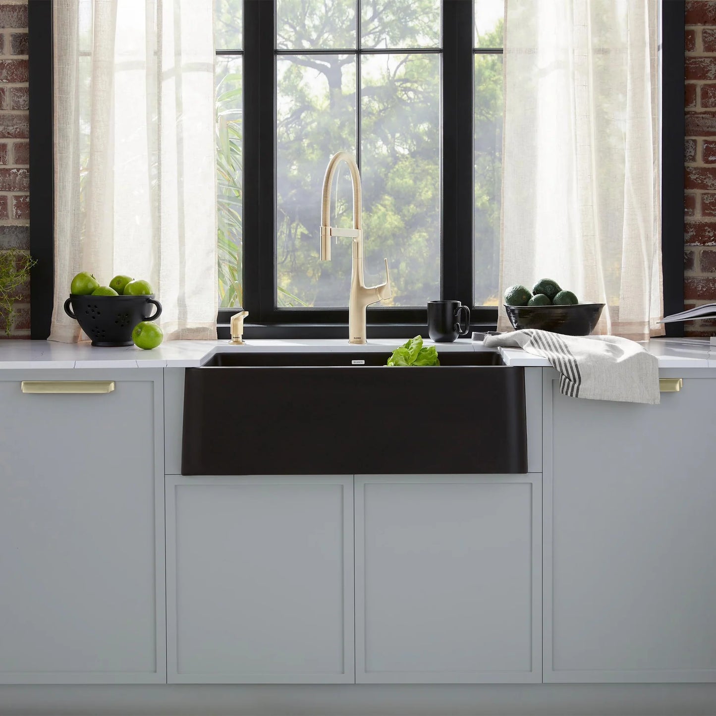 Blanco Ikon 30 Undermount Apron Front Silgranit Kitchen Sink