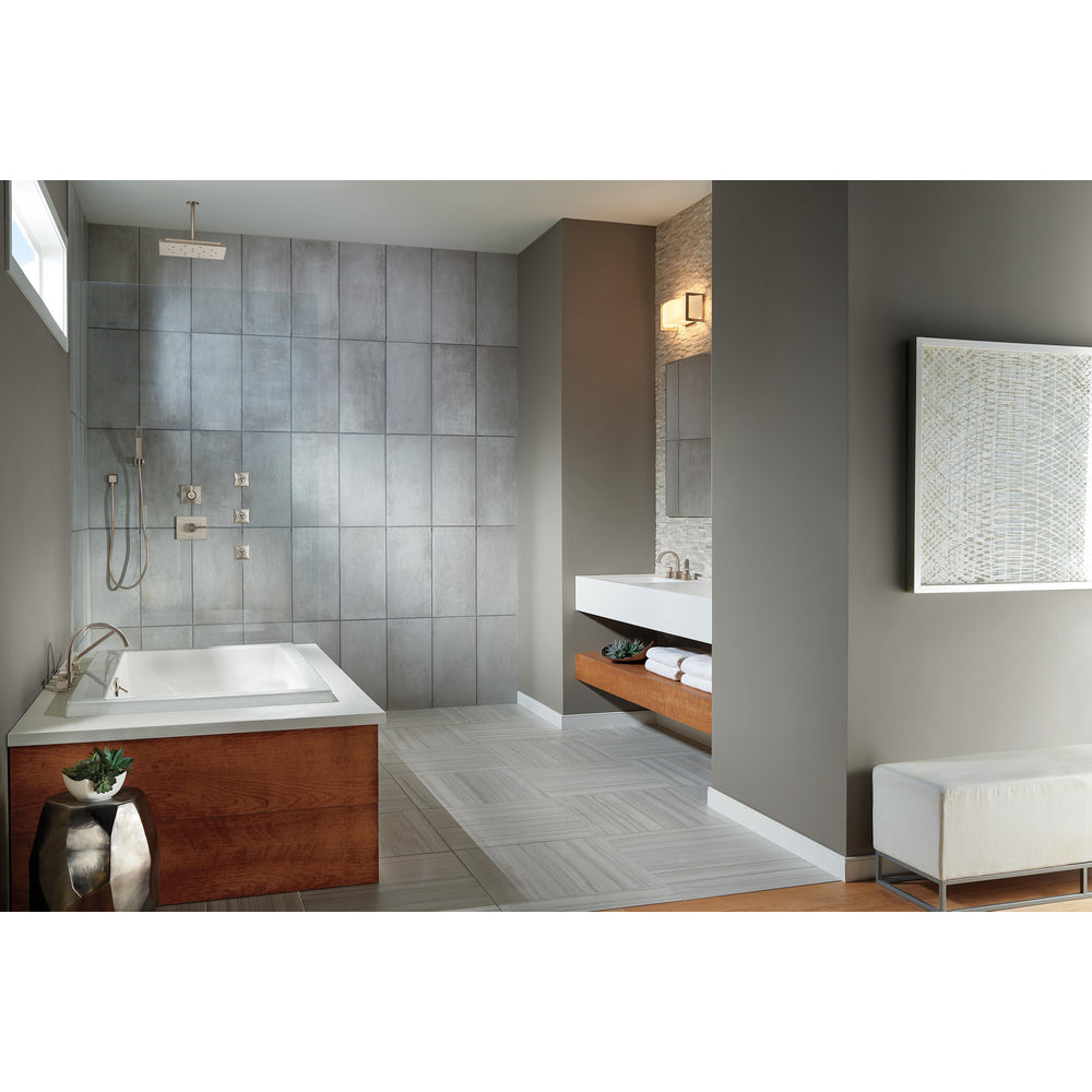 Delta Vero Roman Tub Trim with Hand Shower - T4753