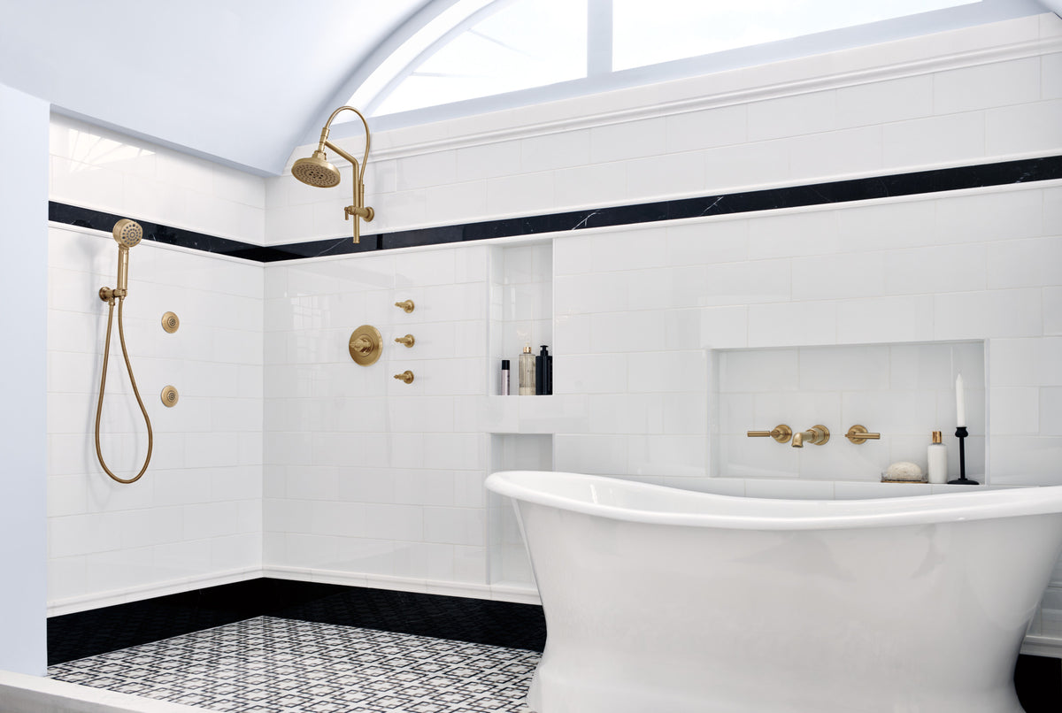 Brizo T70476 in GL, installation inspiration; other fixtures and optional accessories shown are sold separately.