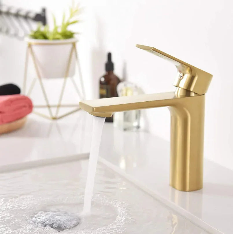 Kodaen Timelyss Single Hole Bathroom Faucet