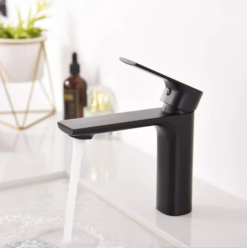 Kodaen Timelyss Single Hole Bathroom Faucet