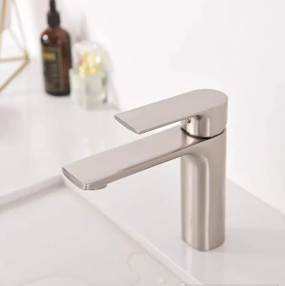 Kodaen Timelyss Single Hole Bathroom Faucet
