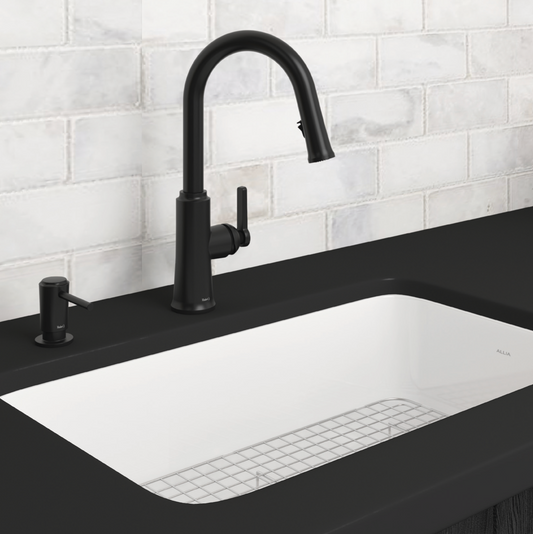 Riobel Trattoria Pull-Down Kitchen Faucet With C-Spout Dual Spray 1.5 GPM