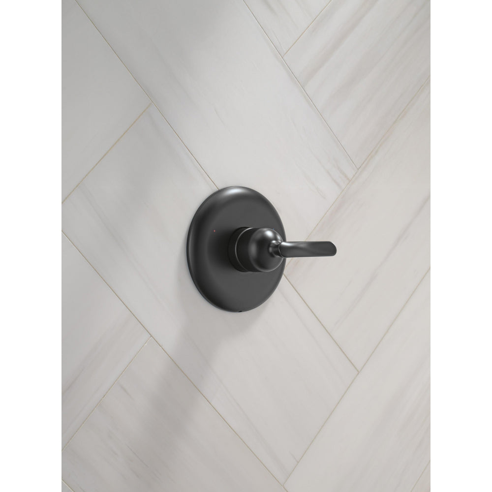 Delta T14045 Matte Black - in context