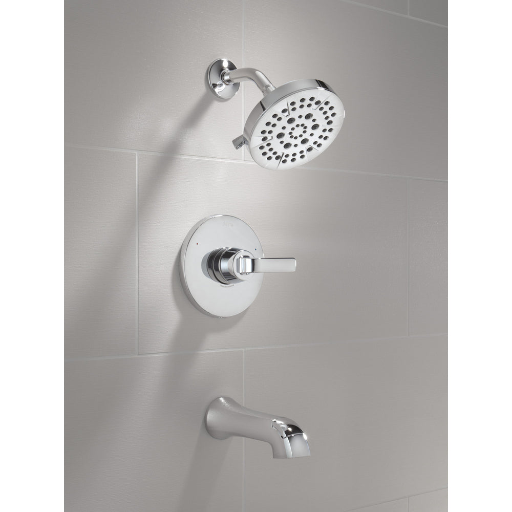 Delta T14462 Lineax Monitor tub & shower trim Chrome - in context